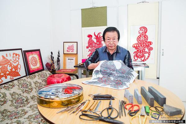 张晓林：世界最大剪纸纪录保持者的艺术生活